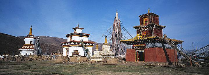 B站发行《逃离鸭科夫》销量突破20万 在线峰值超6万